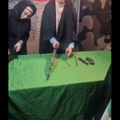 伊朗“全民练枪”，AK-47在演播室直接开火，美军还敢发动地面战吗？

很难想象