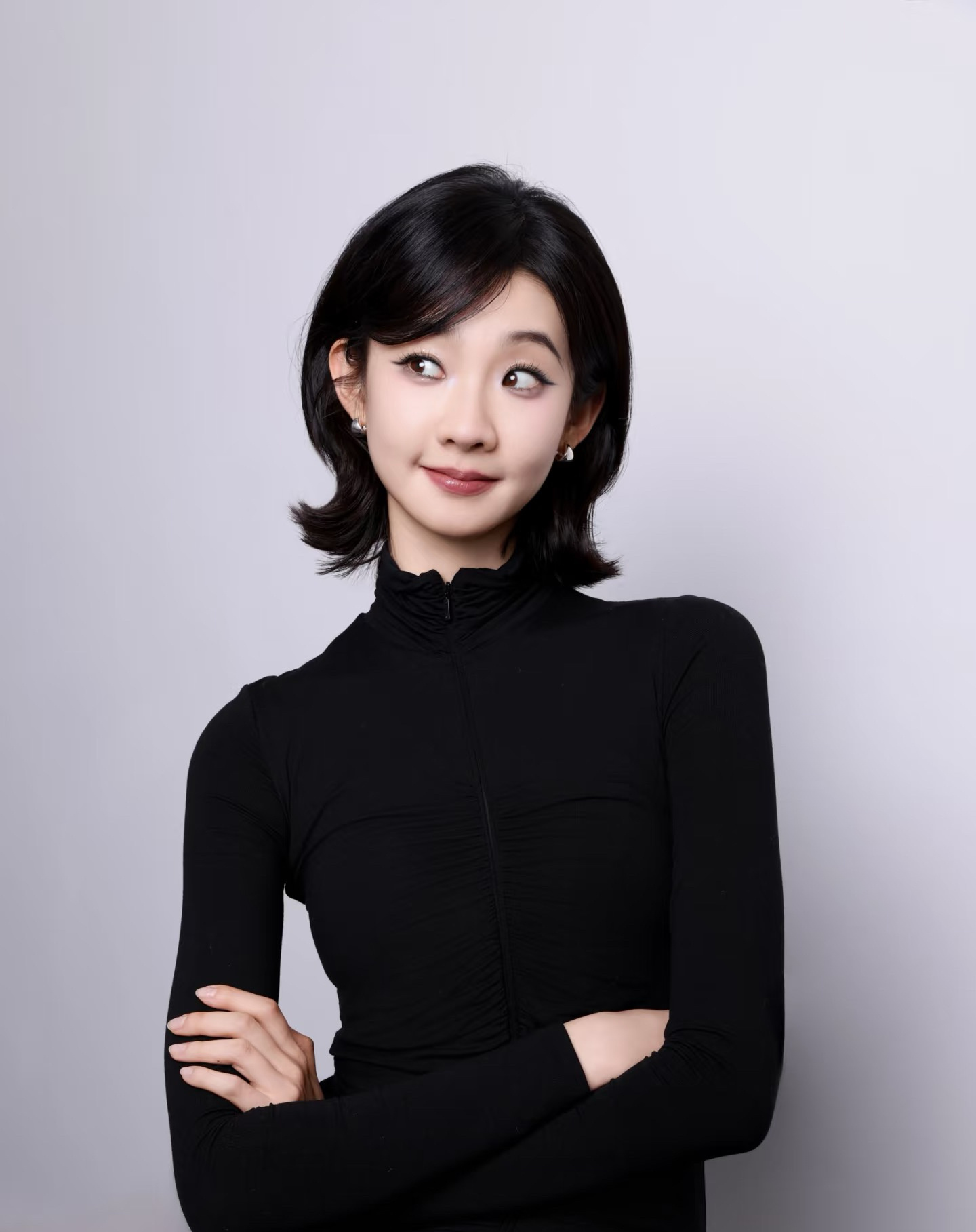 张艺凡这是在cos图图妈吗？有点可爱☺️ ​​​