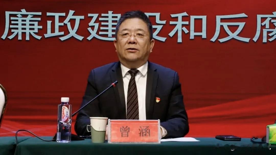 “人生如戏”！执掌本土电影大厂多年的曾涵不是那个例外！
 
10月9日晚八点四十