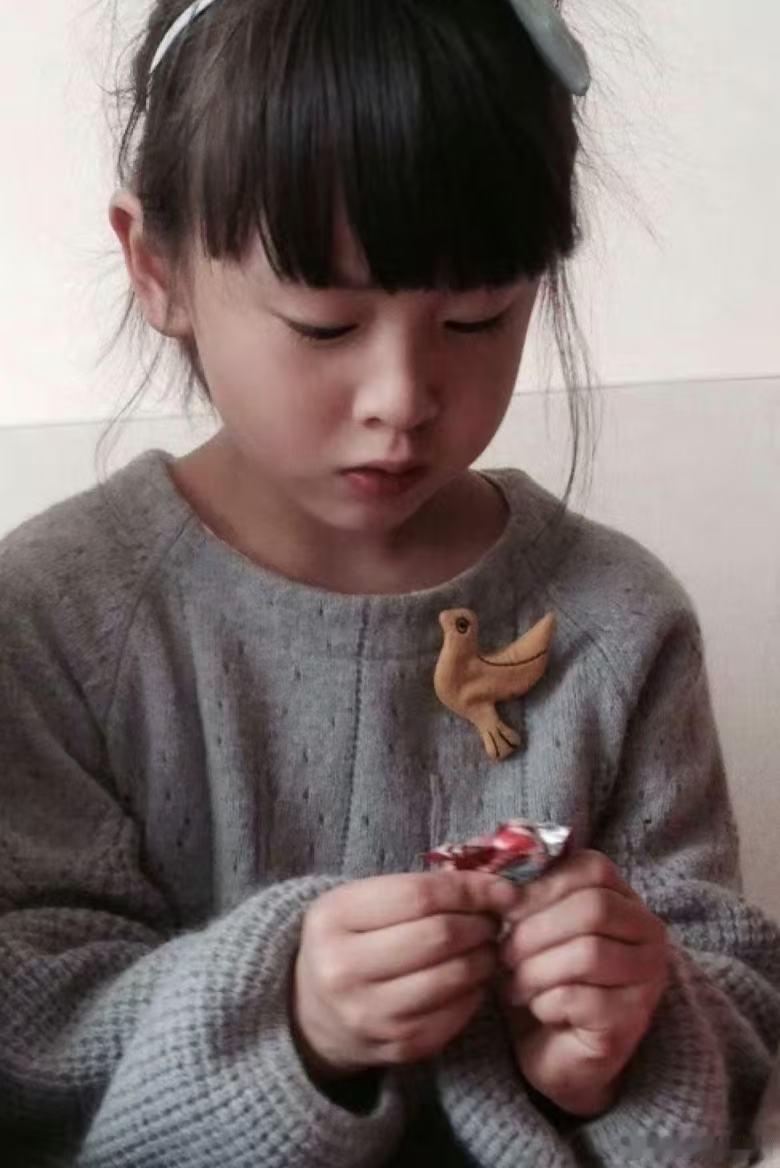 当年觉得cindy这件衣服可好看了~ ​​​