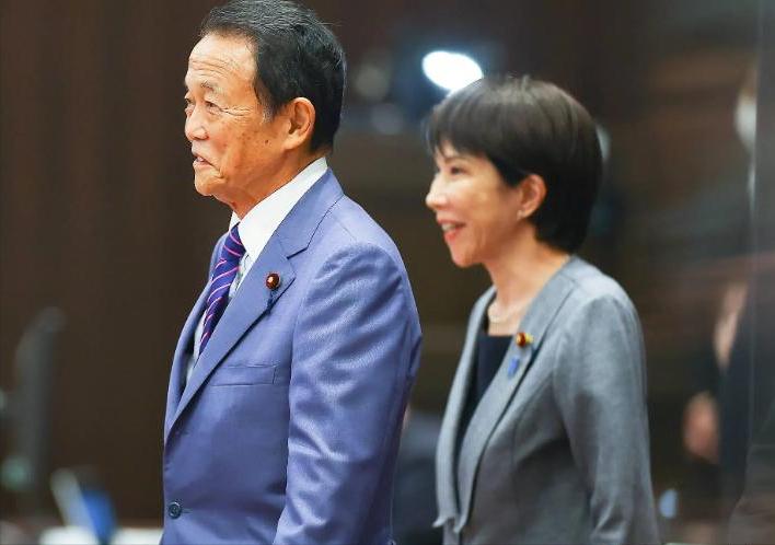 德国政治评论员海雯娜怒批高市早苗：这种极右翼言行，在德国早就坐牢了，德国和日本的