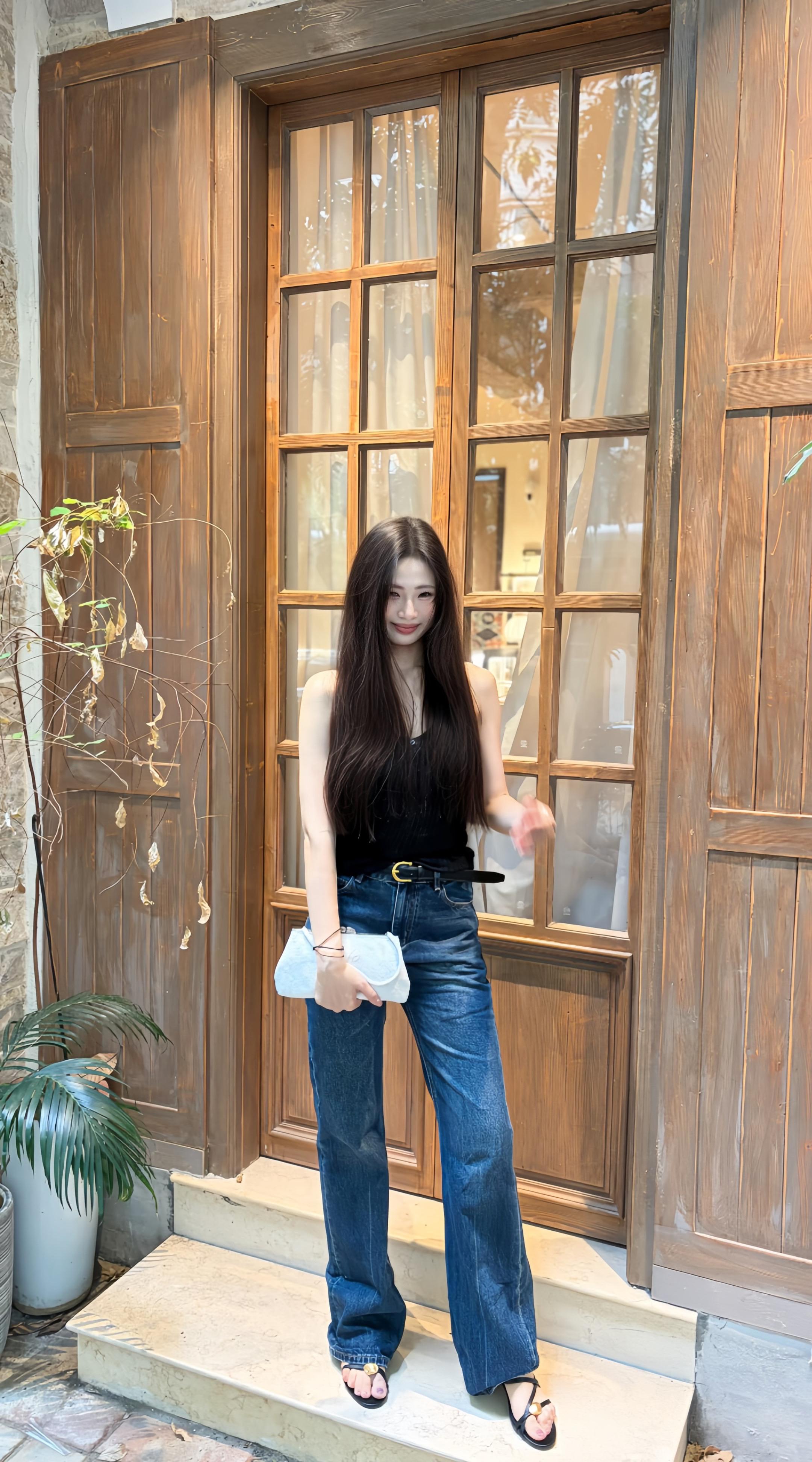 牛仔裤女王回归