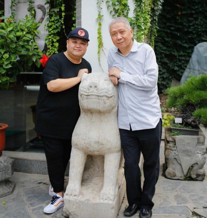 一次，马未都请孙越吃饺子，两盘饺子30个，孙越直接连吞了3个，马未都见后连忙阻止