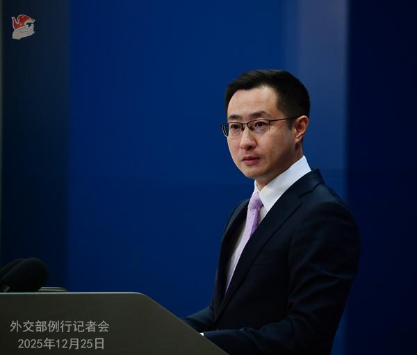 美国《科学》杂志日前公布评选出的2025年度十大科学突破，“全球可再生能源增长势