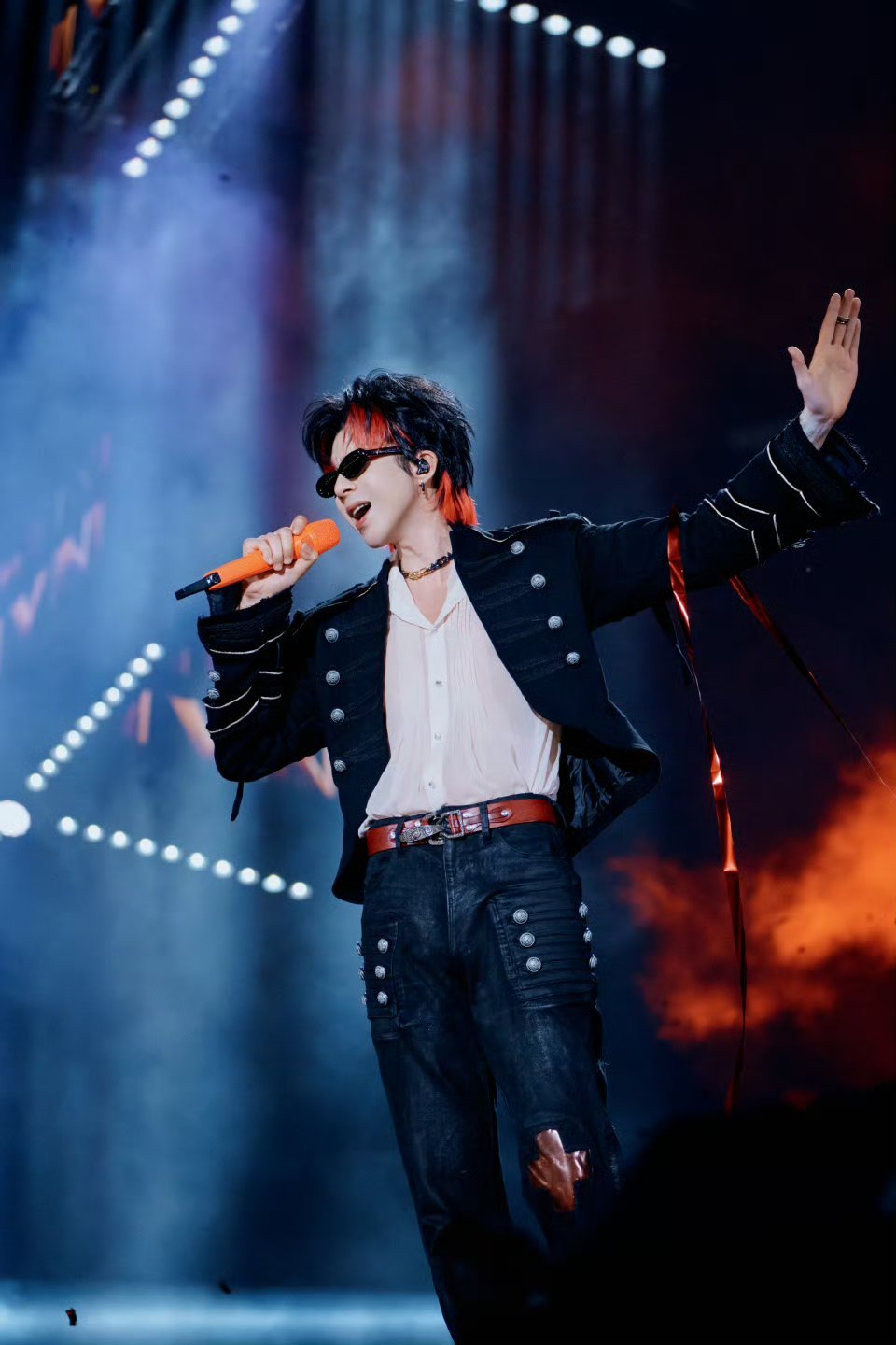 刘宇宁海报群像图上在哪都行业内谈刘宇宁海报位置不需要沟通这个刘宇宁人咋这么好