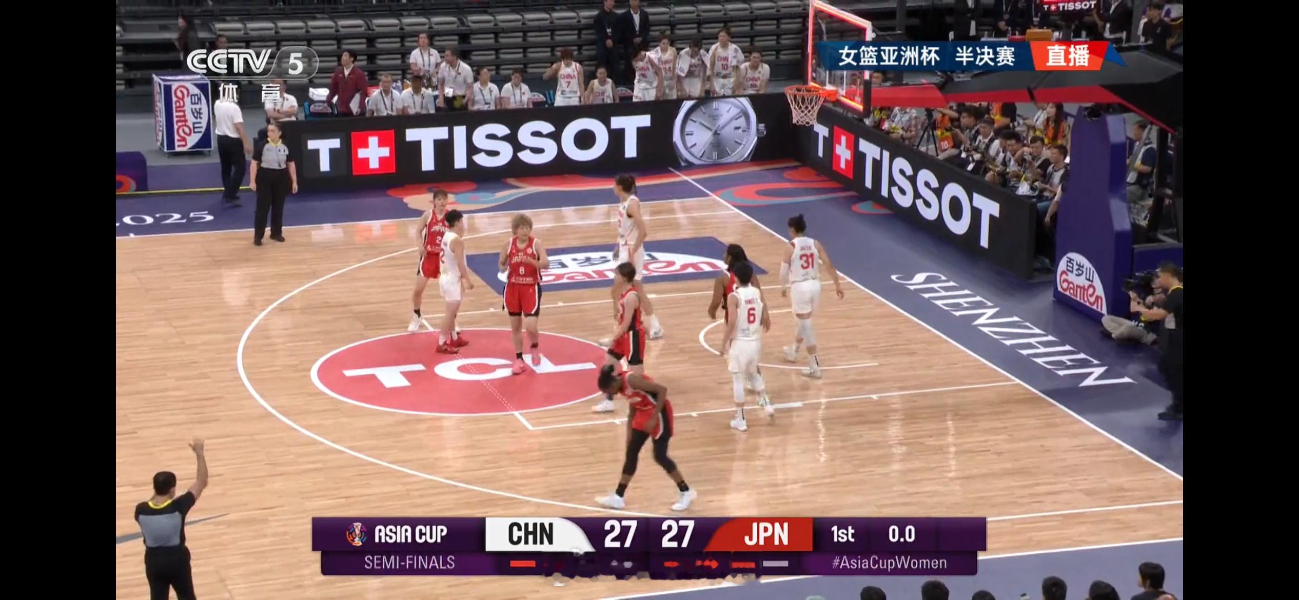 第一节：中国队🇨🇳 27-27 日本队🇯🇵中国女篮vs日本女篮 ​​​