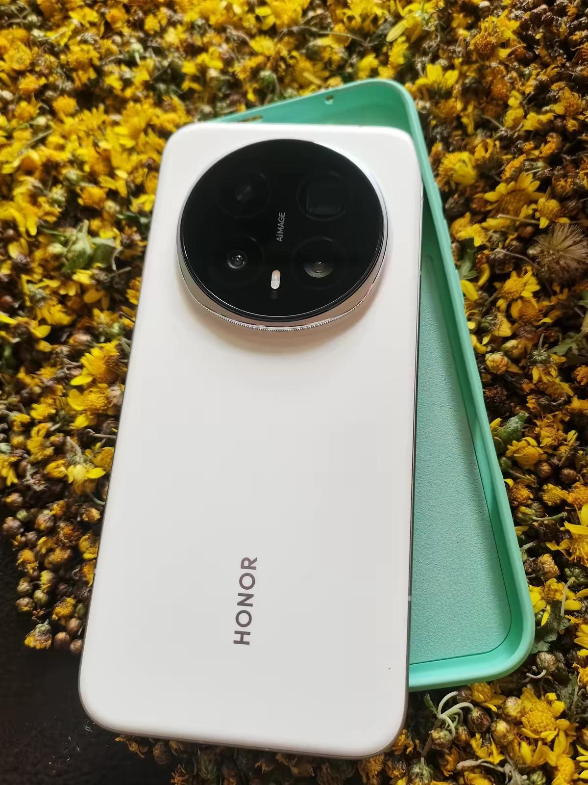 Magic8 Pro直降1300元，现在入手正是时候还是当了接盘侠，Magic9