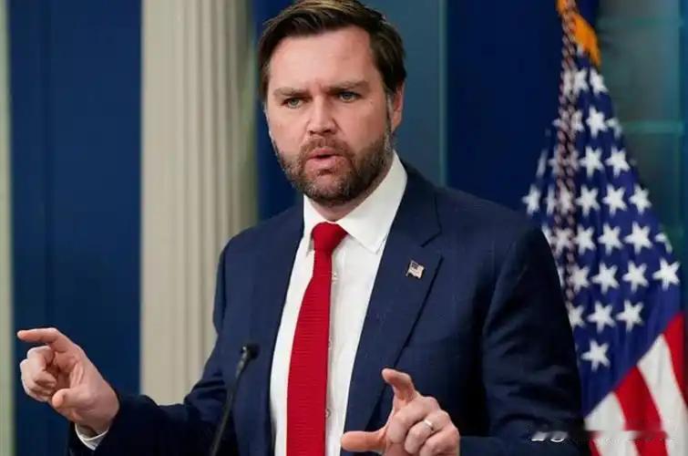 美国的副总统直接掀桌了，他曾表示：如果中国收复了台湾地区，那么美国极有可能失去自