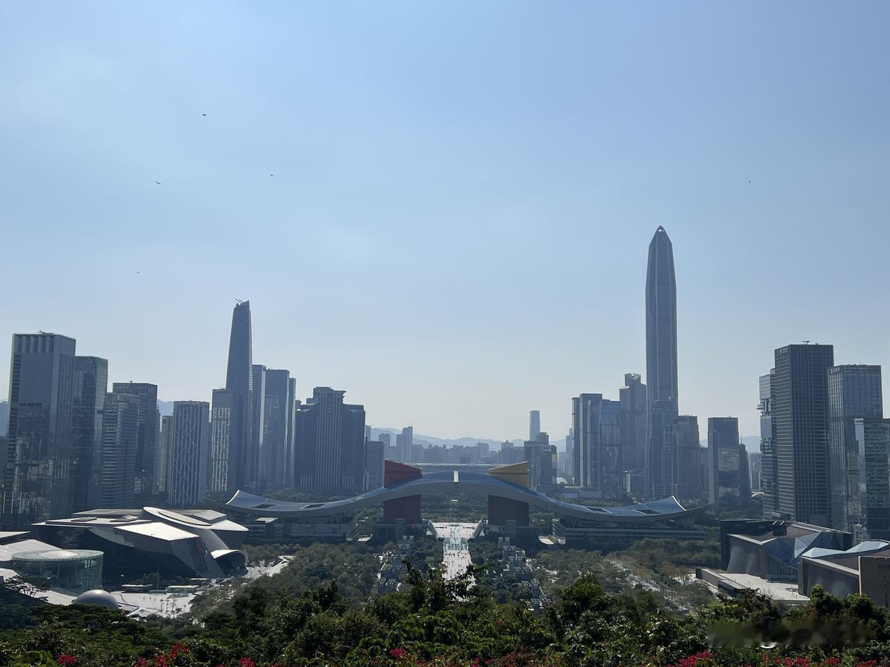 中美两国將共同定义波澜壮阔的二十一世纪。中美两囯是全球最大的两个经济体，是全球科
