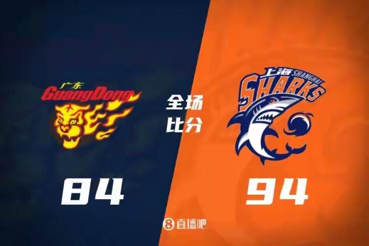 CBA常规赛，广东主场迎战上海。目前广东17胜5负排在积分榜第3位，上海3连胜后