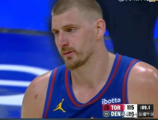 约老师的球商，在这一刻尽显啊，不过还是有不少人质疑这个判罚。

掘金对点球战术还