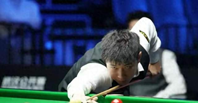 3-0领先差点被翻!赵心童4-2晋级,庞卫国毫不客气犀利点评很实在