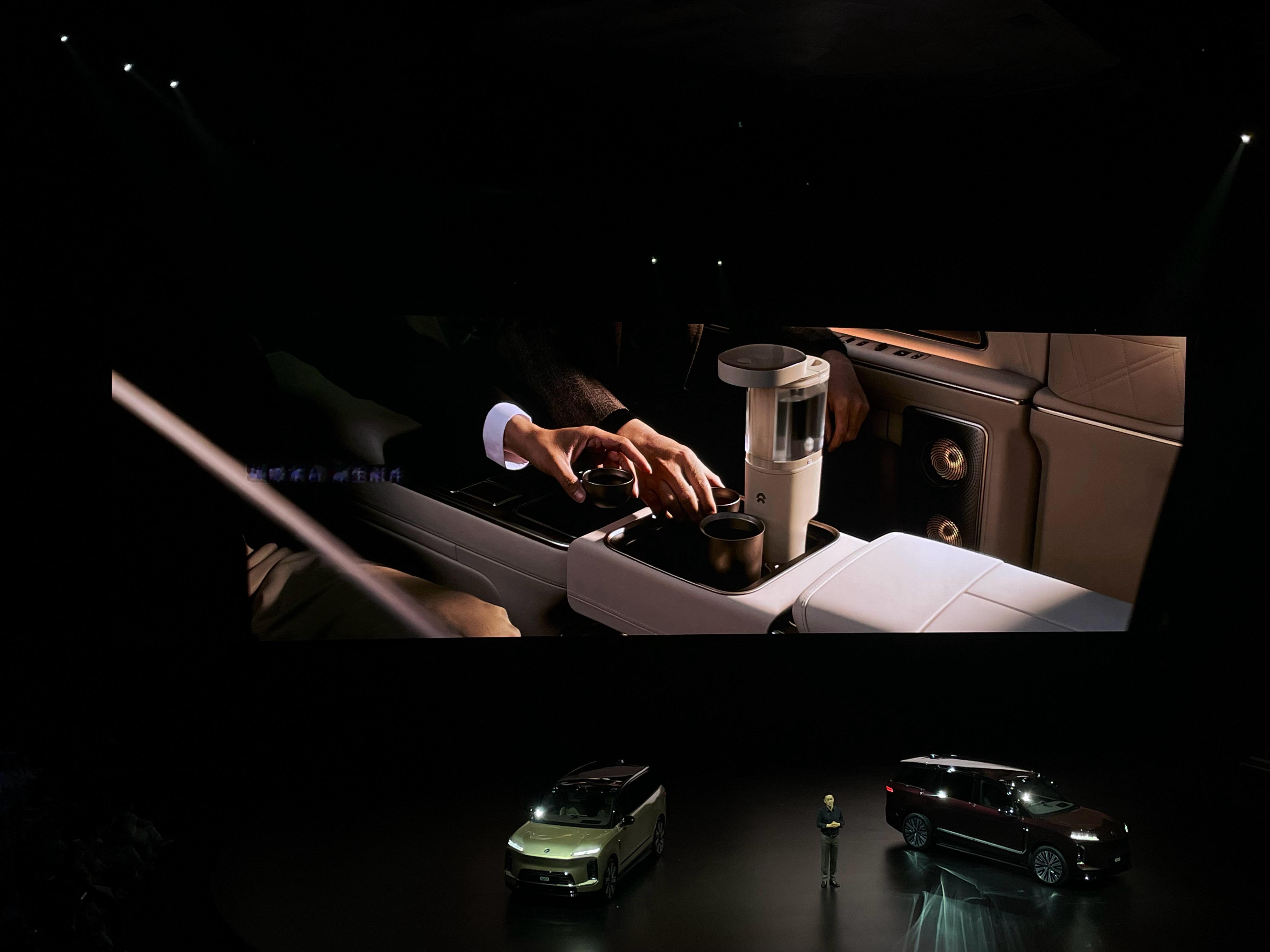 买蔚来ES9只干三件事：喝茶，洗脚，听音乐（用重庆话读出来更押韵）蔚来蔚来ES9