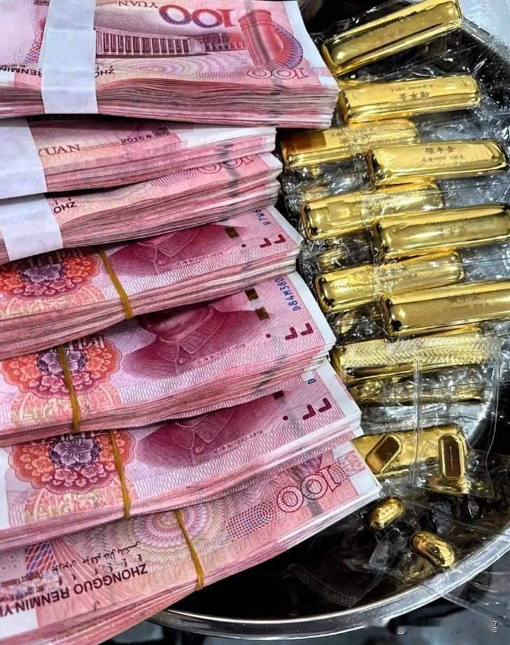 1月22日金价突然跳水，
身边人全慌着“下车”止损！
看着行情一路跌到1076元