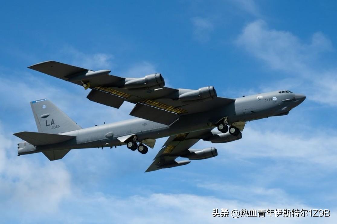 美国空军表示，如果接到命令，它已准备好为其所有 B-52 轰炸机配备核弹头，并为