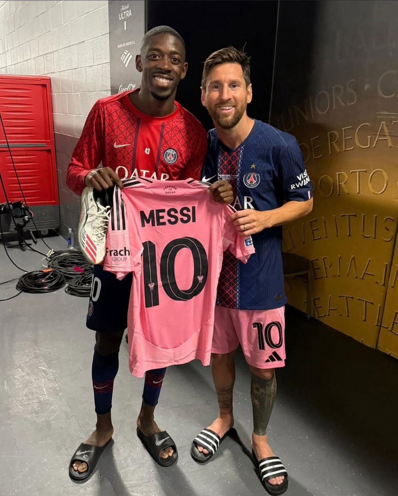 祝大家新年快乐，永远开心新年快乐