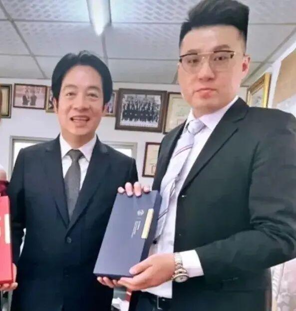 岛内立院修法诈欺犯禁选领导人——赖清德这“干爹”身份，刚好对号入座

今天立法院