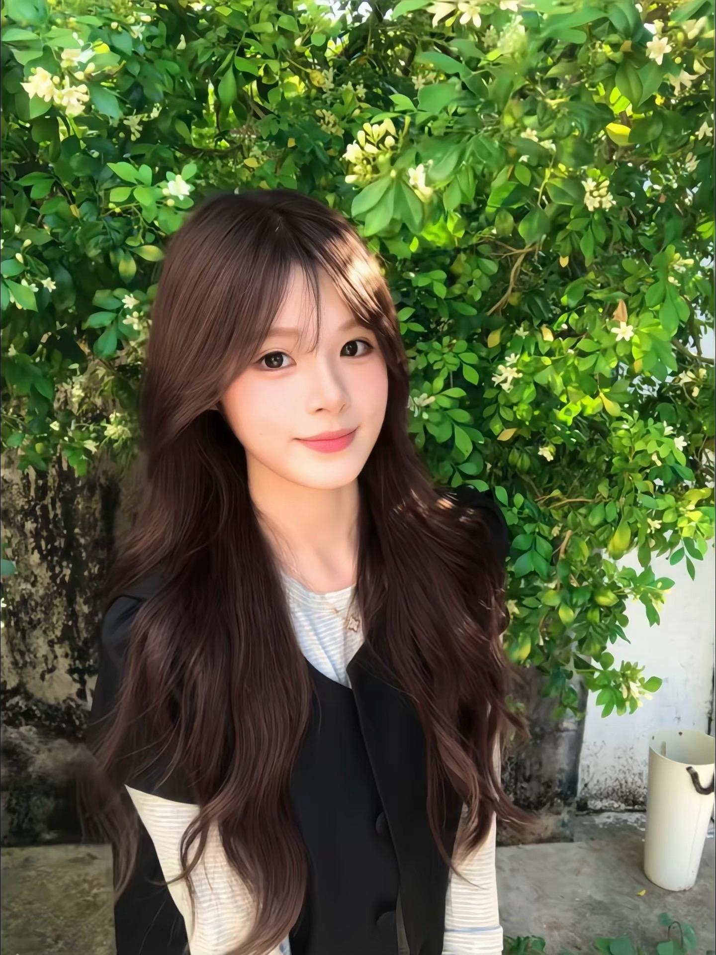 ₊˚‧ 🍃 𝑩𝒓𝒊𝒔𝒕𝒆𝒓 𝒚𝒐𝒖𝒕 🍃‧₊˚