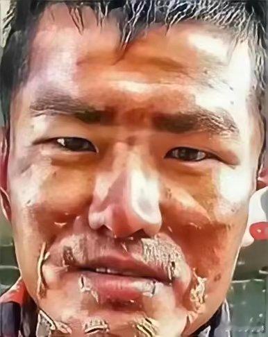 可以不点赞，但一定要致敬英雄 ​​​