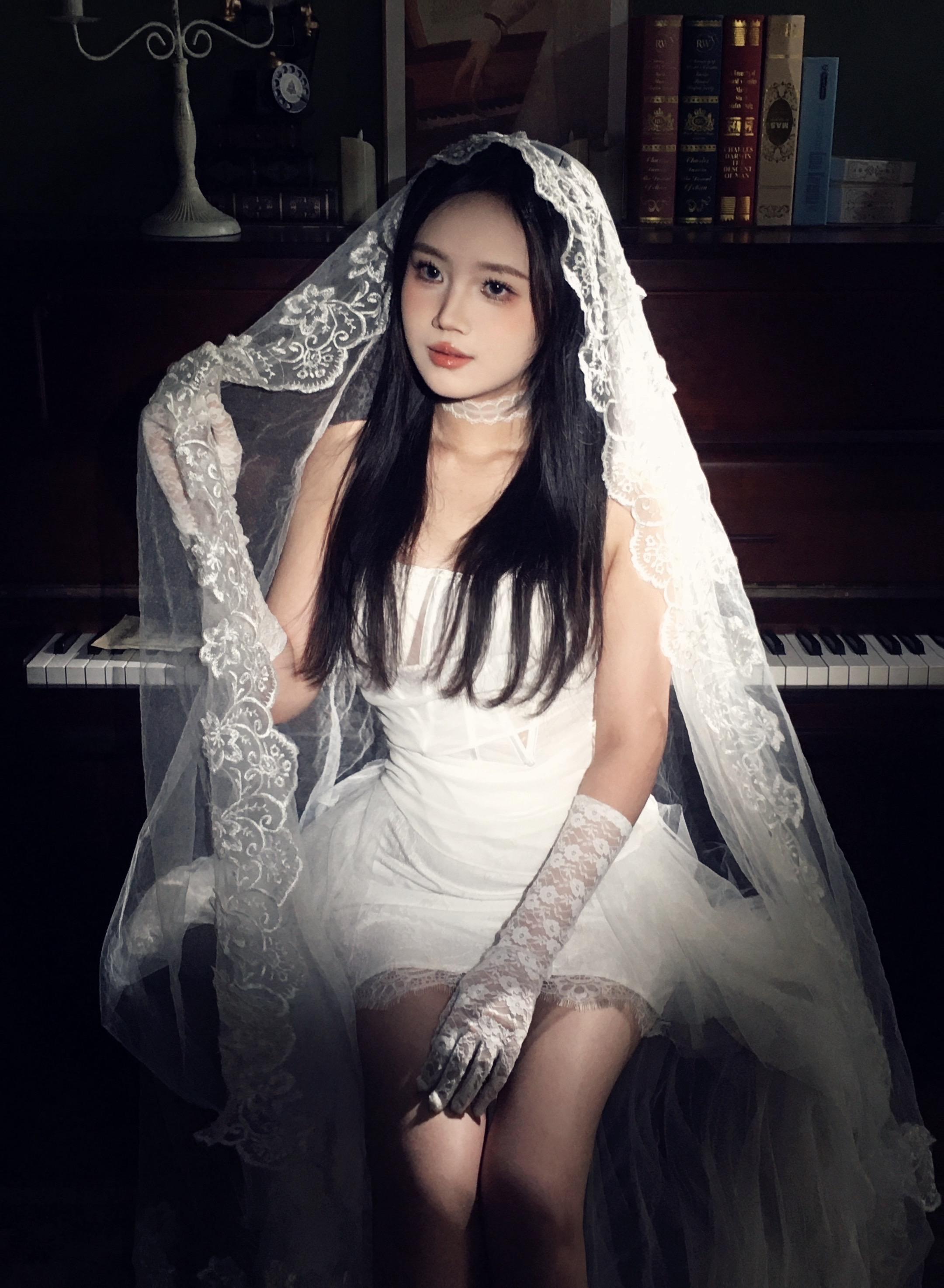 没关系 就当我在心里已经嫁过了。