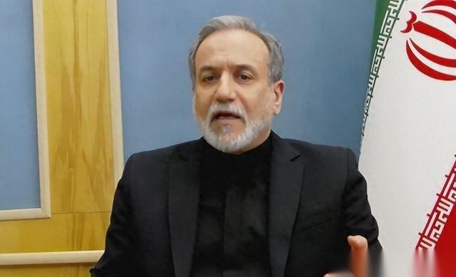 最近美伊打得正凶。哈梅内伊遇袭身亡后，伊朗高层瞧着像是乱成了一锅粥。美国NBC和