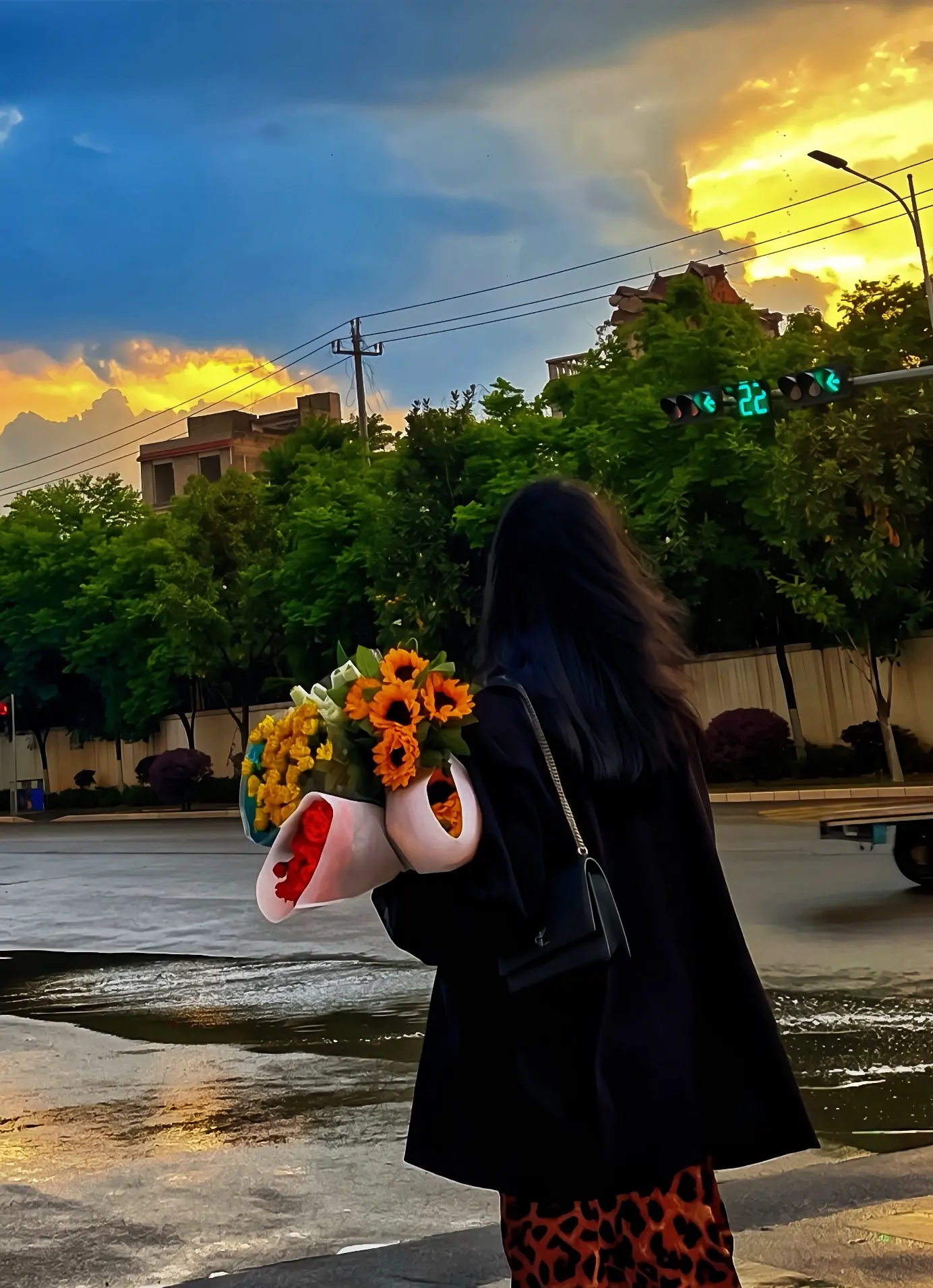 幸运美丽且幸福顺利着
