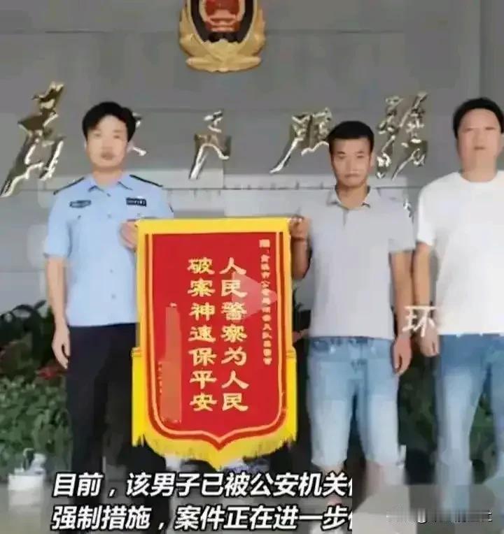 近日江苏和江西两省接连发生高空抛物事件，引发民众热议。 9月22日，江西省贵溪市