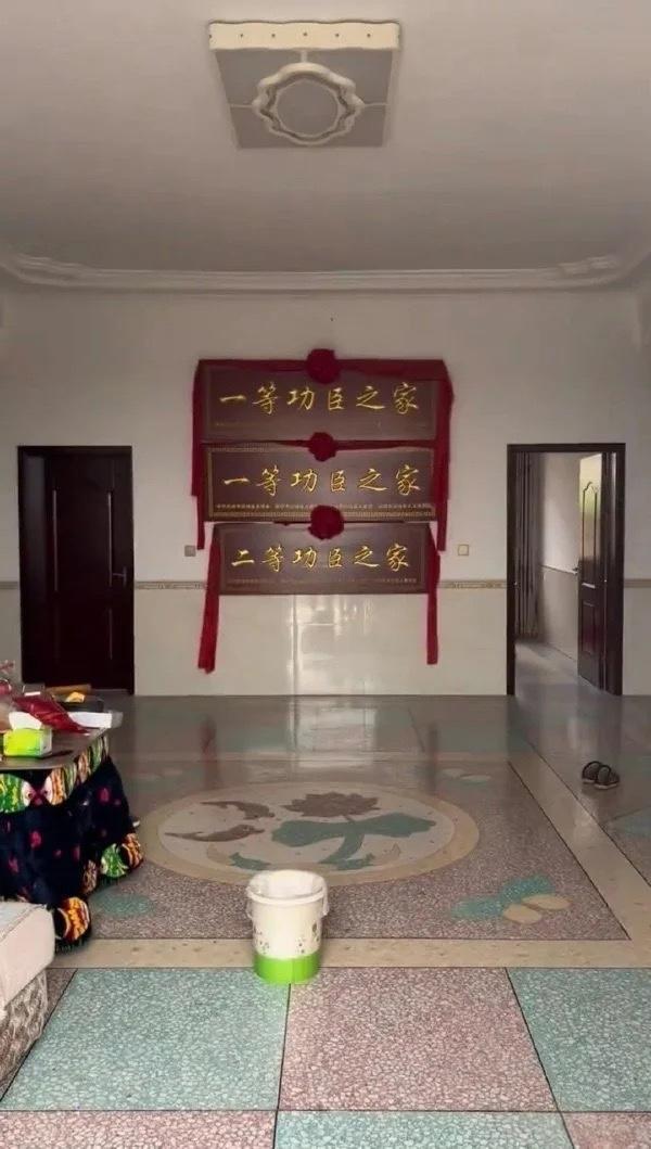 这样的家庭属于什么地位？？？应该是无人敢惹的一方诸侯了吧