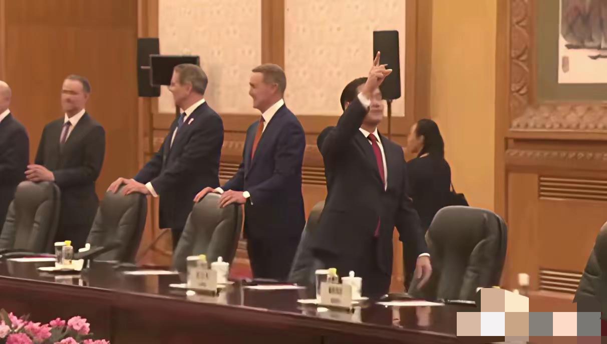 第一次踏入人民大会堂，鲁比奥当场被狠狠震撼到了

从没踏足过中国的鲁比奥，这回走