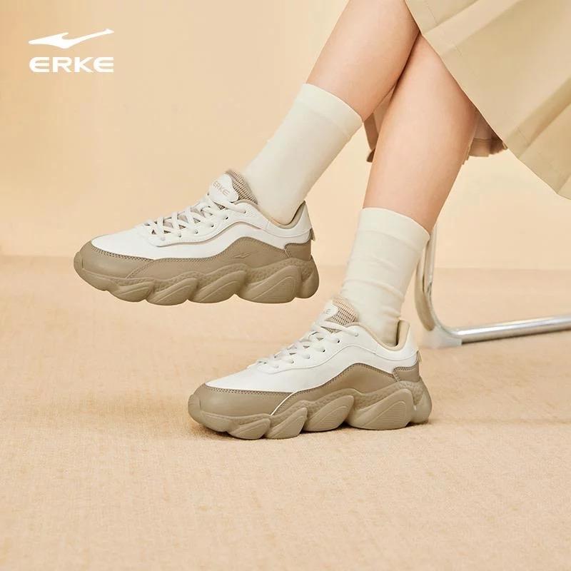 自从那年涨大水时因为鸿星尔克的义捐而购买了鸿星尔克的鞋子之后，就一发不可收拾经常