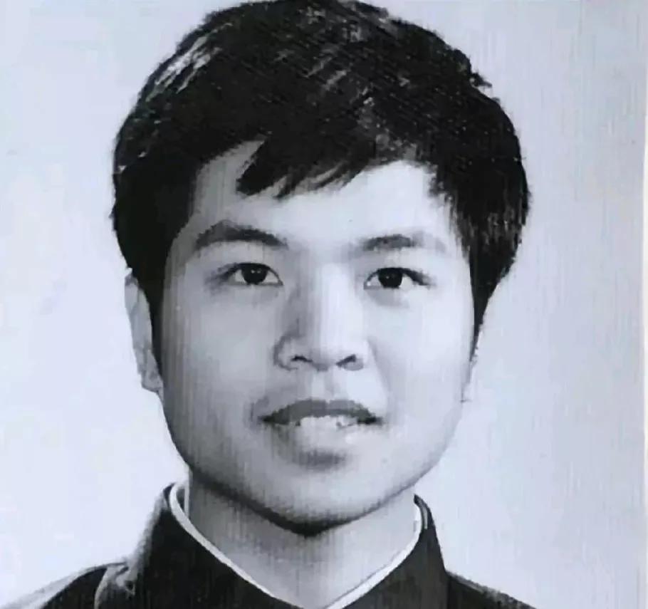 1996 年，黄大年公费留学后加入英国籍，死也不愿回国，国人怒骂吃里扒外，他却不