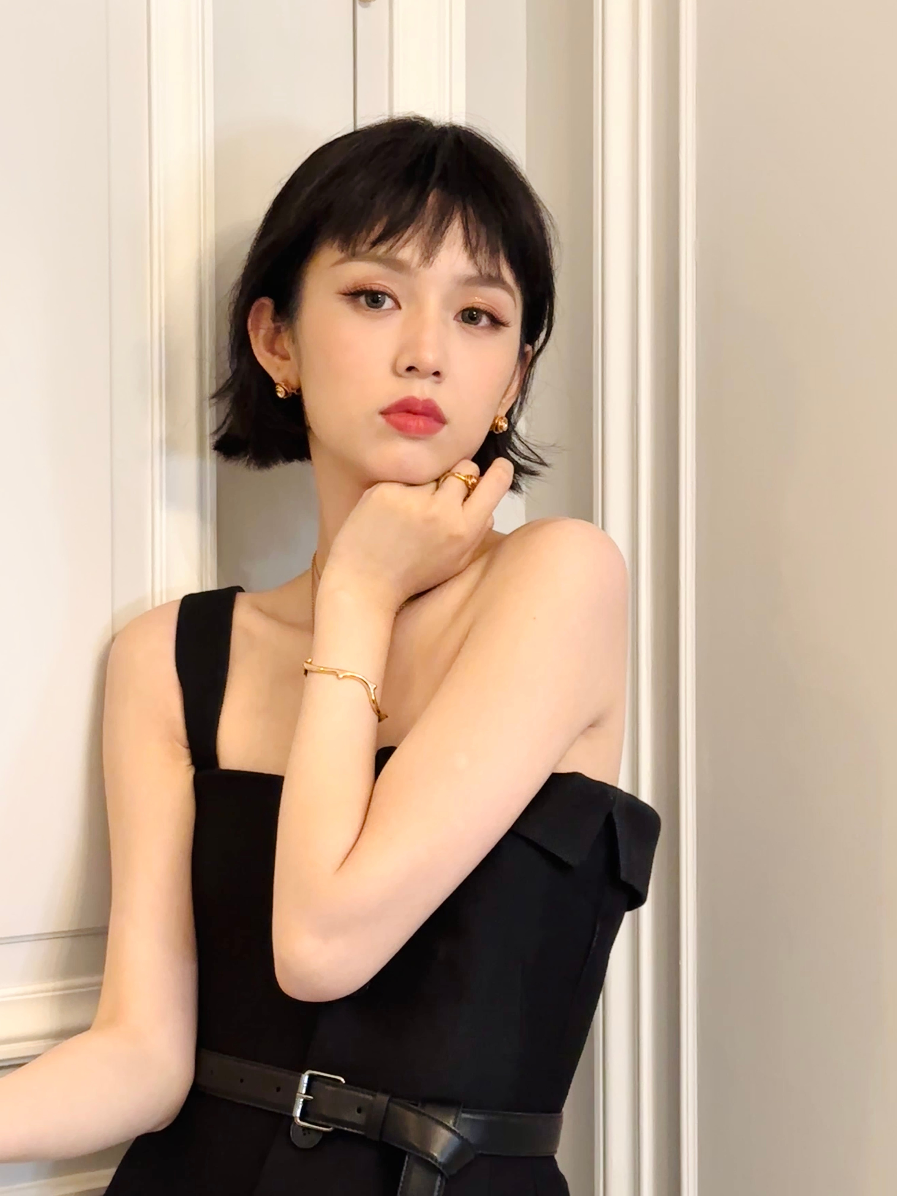 周也这个腰周也在复制粘贴的时代，你是手写的诗