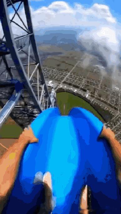 不懂就问，
小哥哥还活着吗？