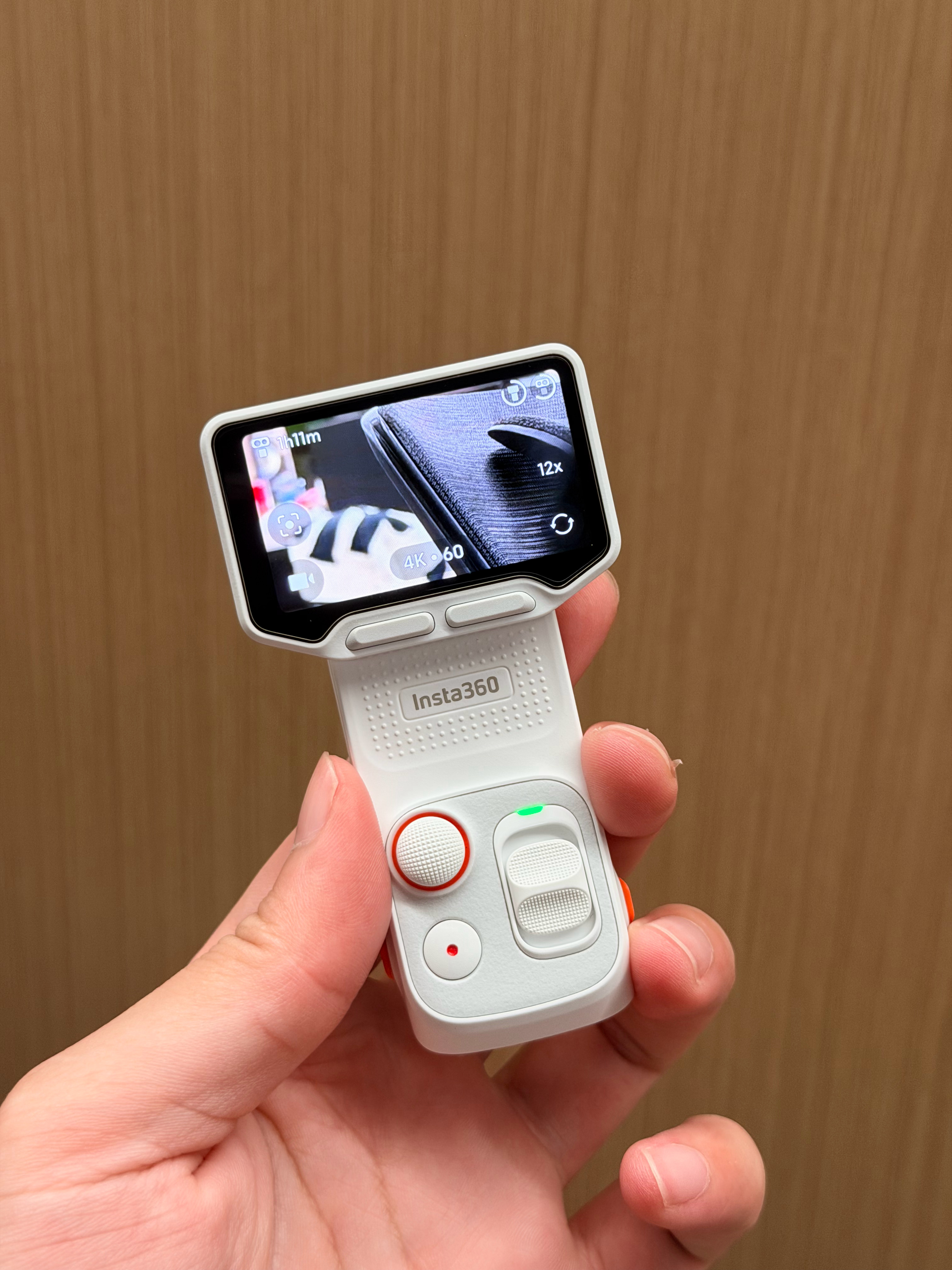 insta Luna Ultra这个长焦比想象中要好太多而且对焦速度也很快