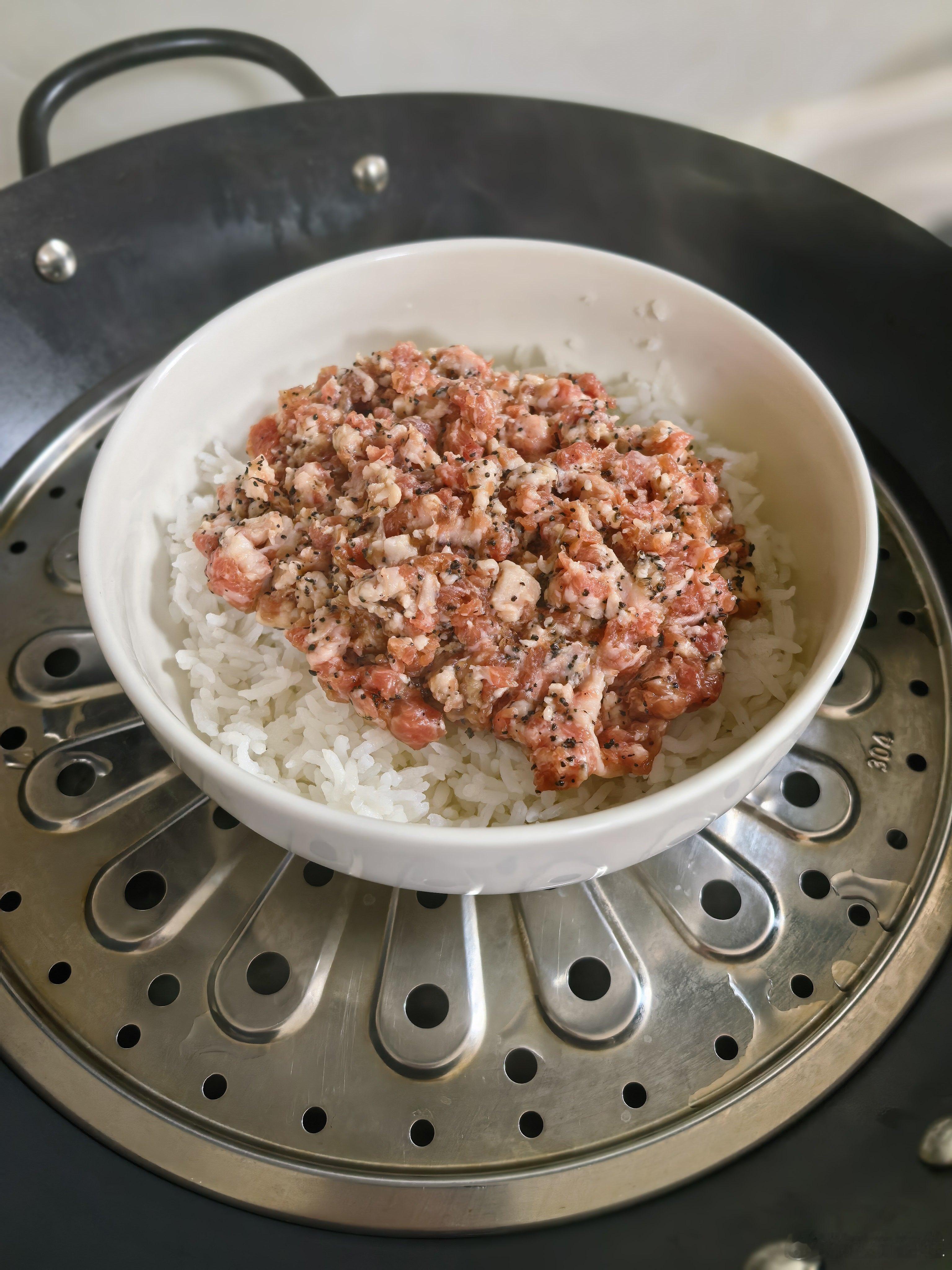 是日午餐......黑松露肉饼蒸饭 ​​​
