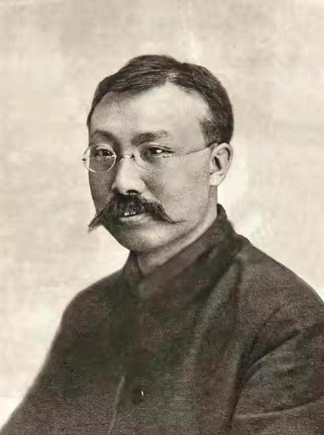 没有毛泽东也会有共产党，但没有毛泽东，就不会有人民军队

说起中国共产党的成立，