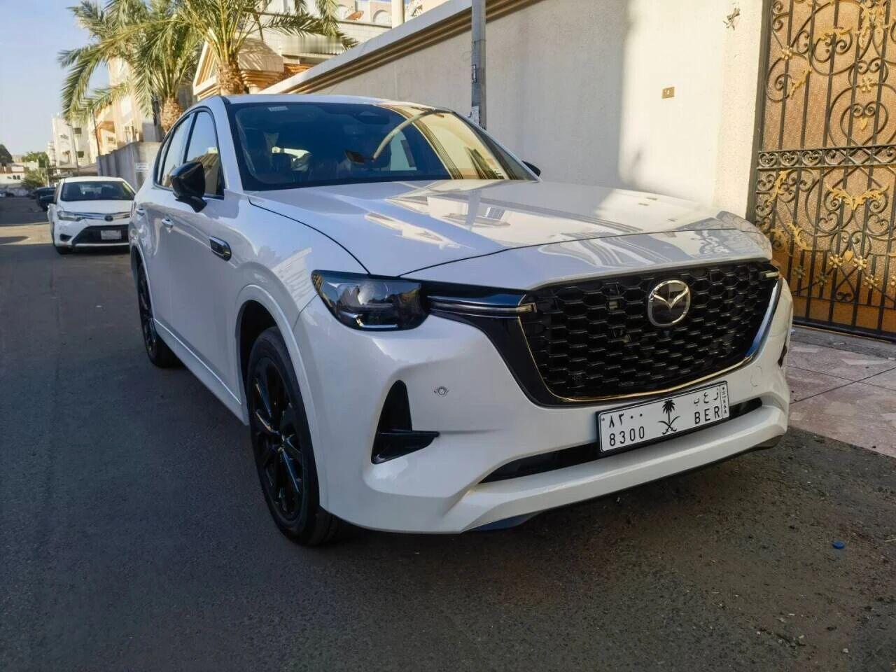 老外都在开什么日系车-沙特篇沙特阿拉伯🇸🇦街头实拍：马自达CX-60 3.3