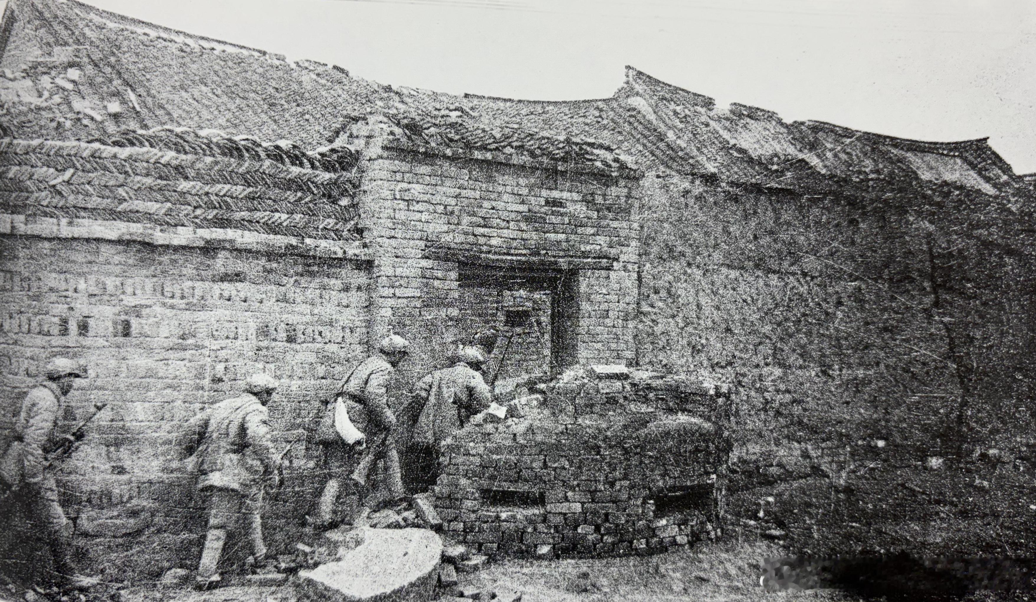 1948年11月华东野战军某部2连冲进黄百韬兵团在碾庄圩的司令部军事历史全触达