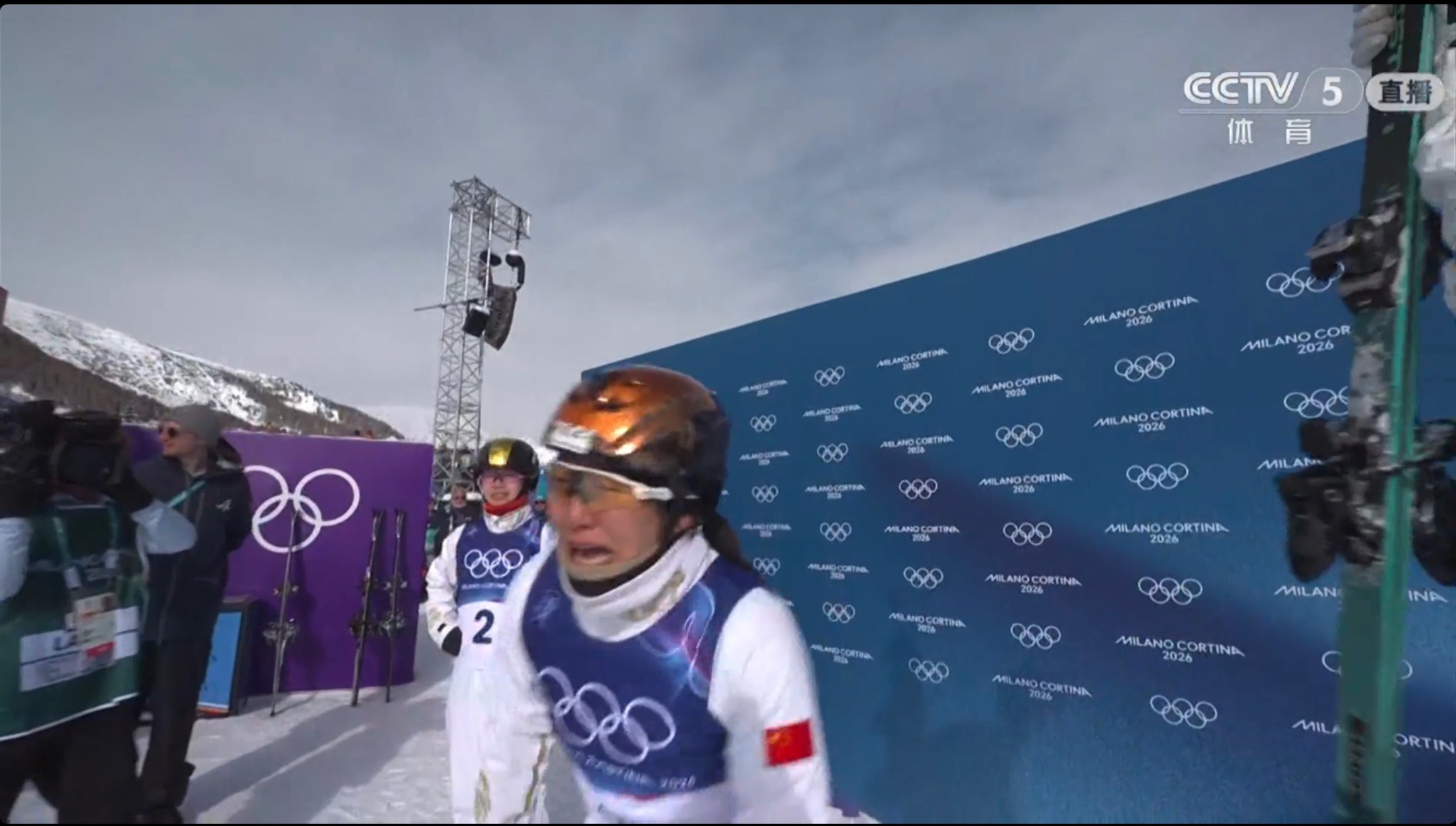 我是怎么做到的？！对没错她做到了！五届冬奥会传奇徐梦桃，实现自由式滑雪空中技巧卫