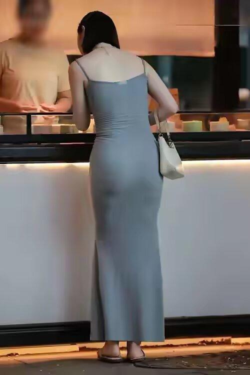 别选电动车到不了的远嫁： 距离不是浪漫，是遇事时的孤立无援。 传语后世人，远嫁难