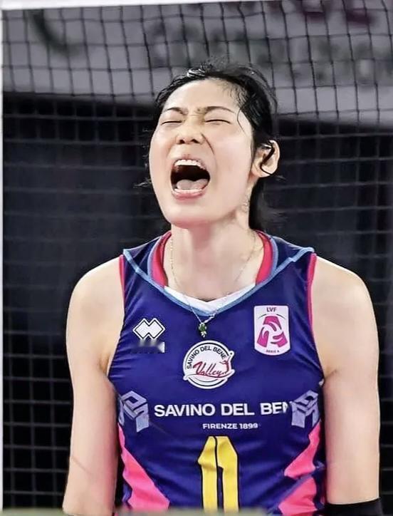 老将助力，女足女篮双双晋级世界杯，中国女排“青春风暴”是否坚持到底？
     