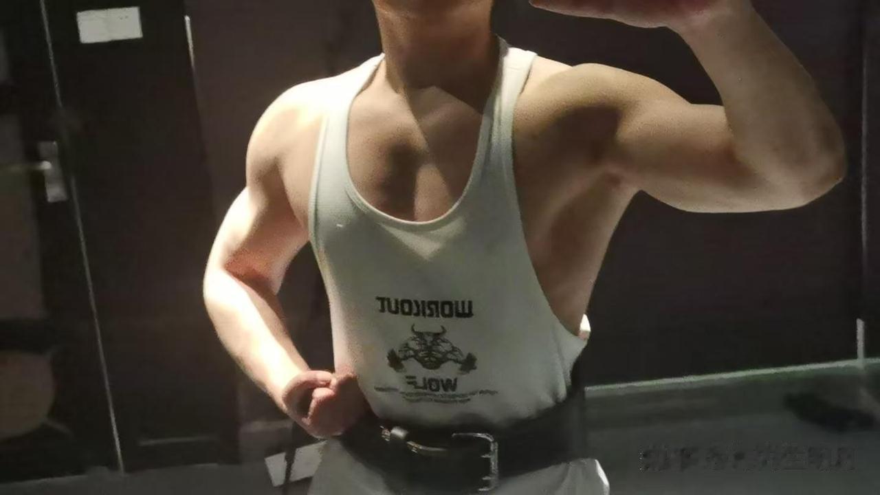 身材好的男生，都是怎样保持的