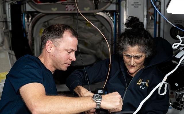 “没死在太空，却被气死在地面！”2024年美国两名宇航员，因为宇航局的失误漏洞，