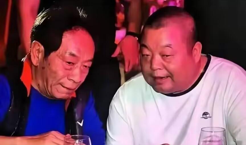 54岁的臧天朔，在死前半年，把2000万的家底和所有值钱的手表、金链子，全砸进了