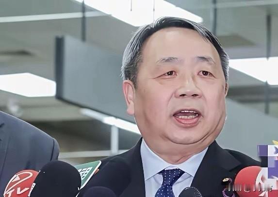 一个数典忘祖、靠出卖同胞利益换日元赏赐的大汉奸石平，今天串访到台湾省去了，就算换