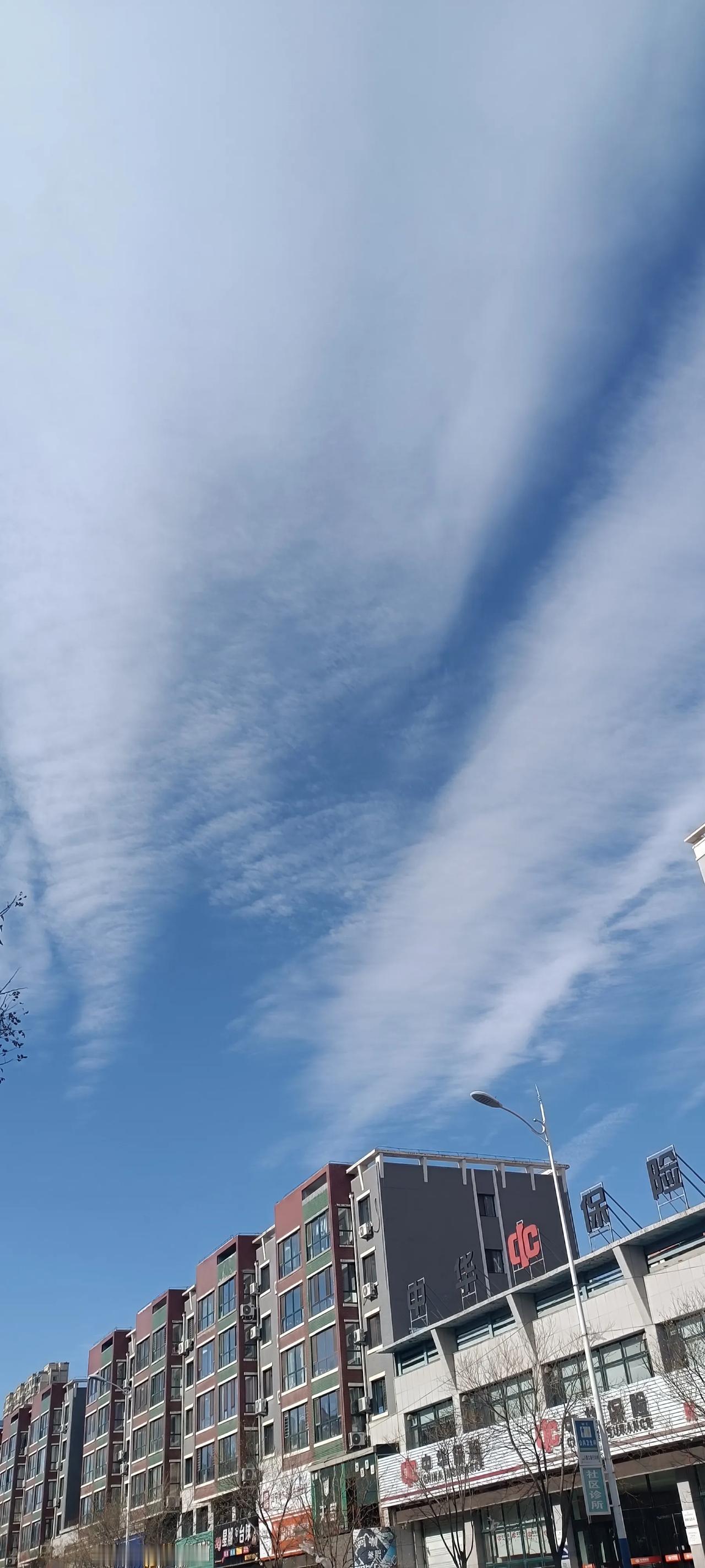 真心保佑你儿子面试能够关关顺利通过，成功压过清北学子，最终顺利入职理想岗位。