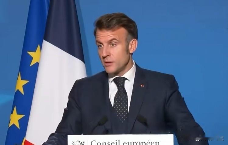 法国总统马克龙在社交平台X发帖声援格陵兰岛:“在格陵兰岛努克，我重申法国对丹麦和