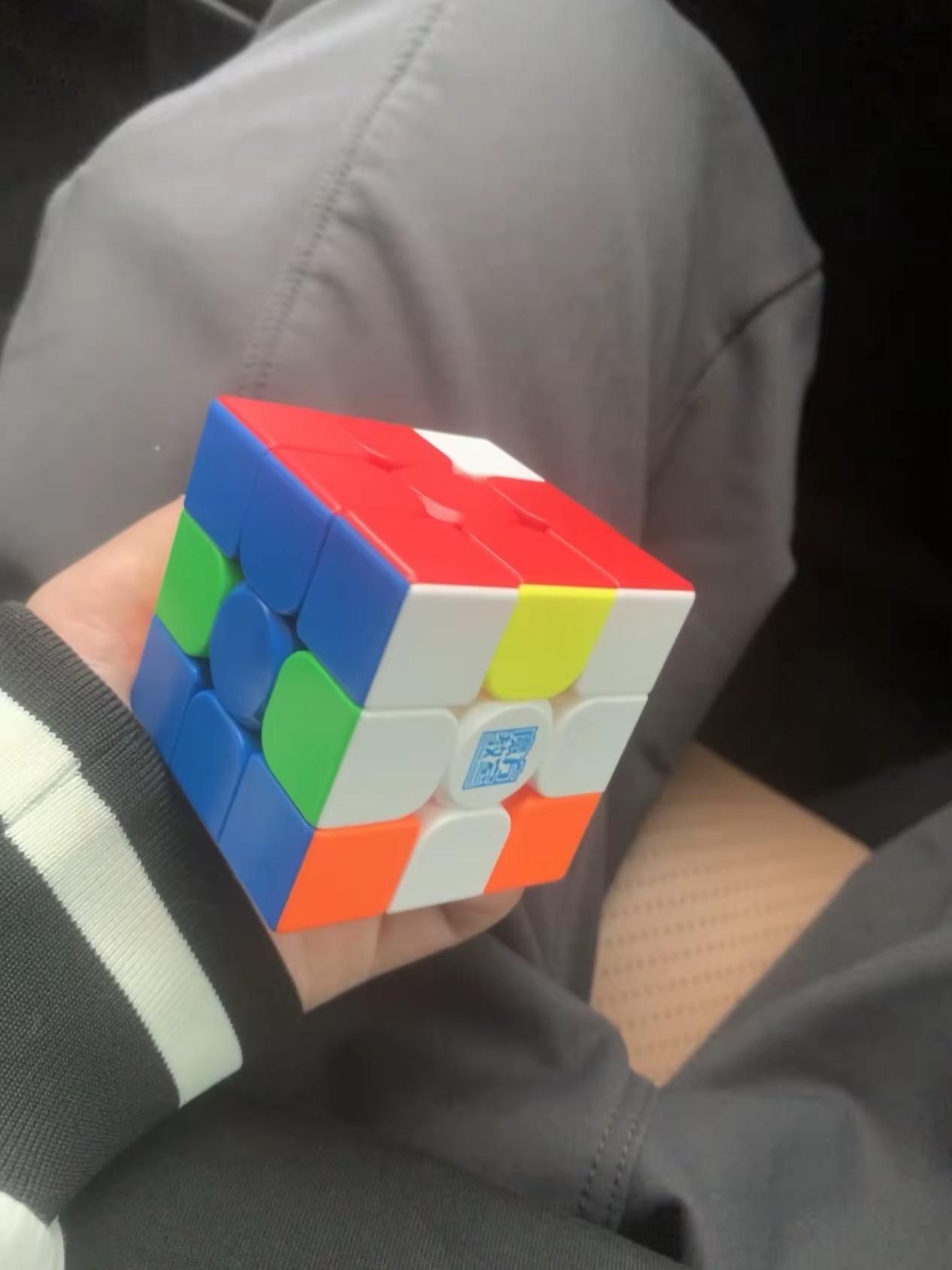 算了，你肯定觉得没意思。iloveyou 魔方