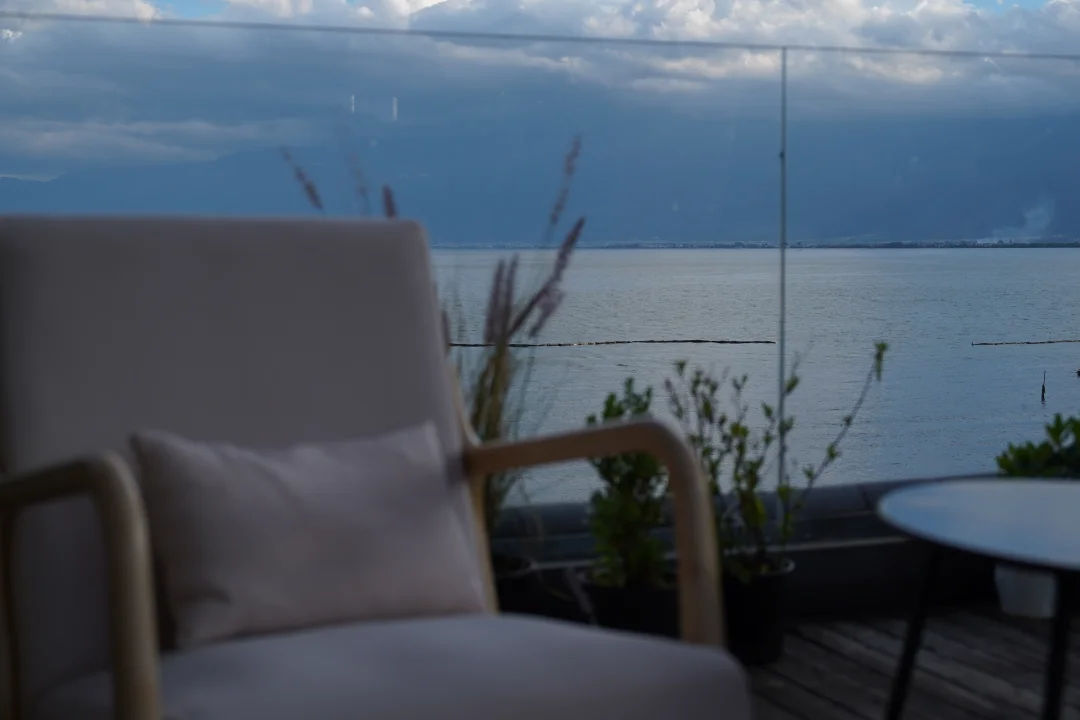 夏日大理｜躺平在洱海边绝美海景民宿