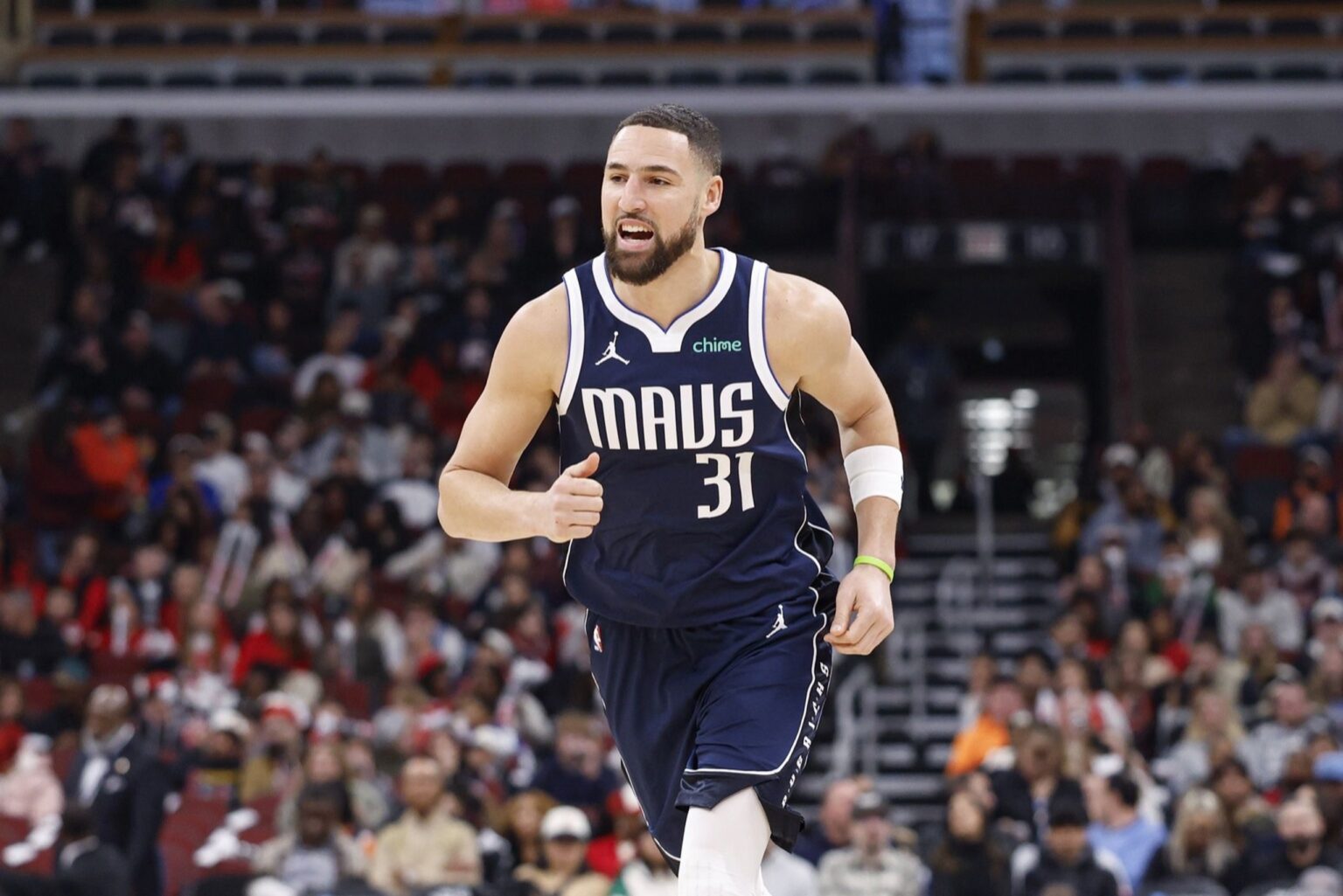 Megan Thee Stallion 发文控诉NBA球星男友克莱 Klay T